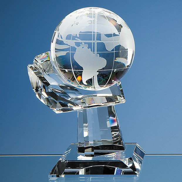 Promotional 10cm Optical Crystal Globe on Mounted Hand Award