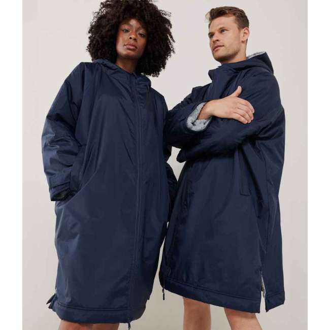 Promotional Customisable Waterproof Sherpa-lined All-Weather Robe - Image 4