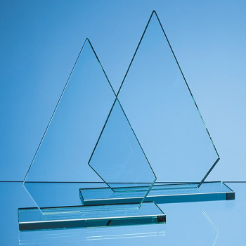 26.5cm x 18.5cm x 12mm Jade Glass Peak Award