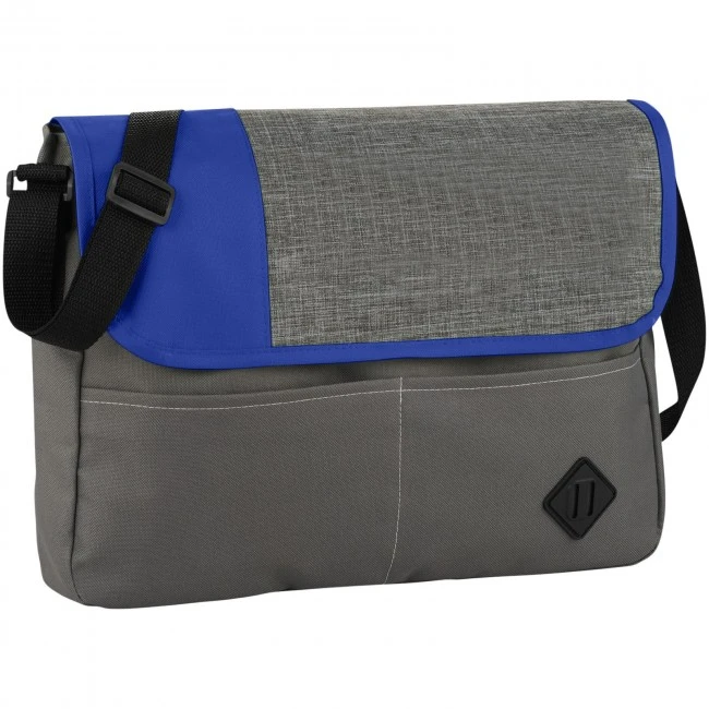 Offset messenger bag