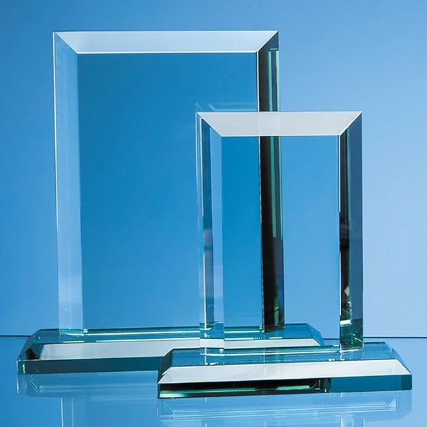 20cm x 15cm x 19mm Jade Glass Mitred Rectangle Award