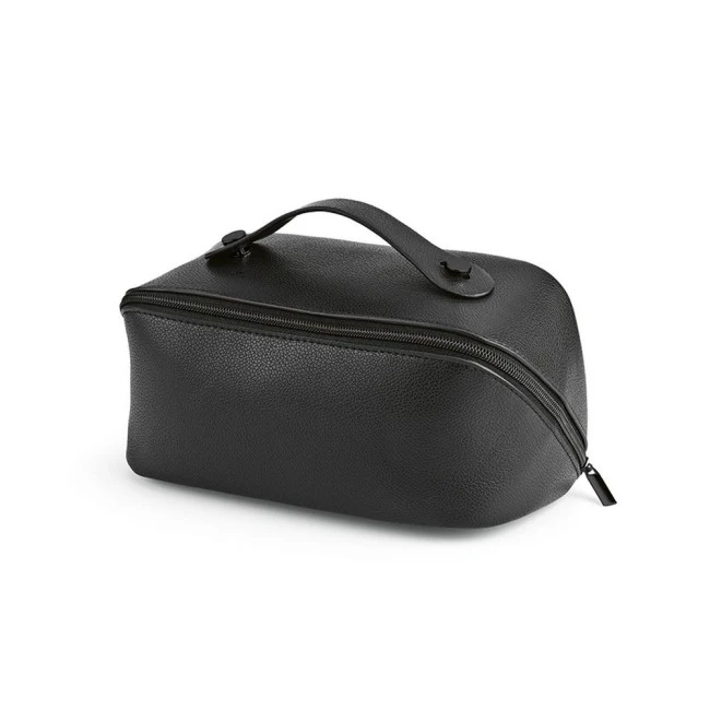 Macao Toiletry Bag Recycled Leather