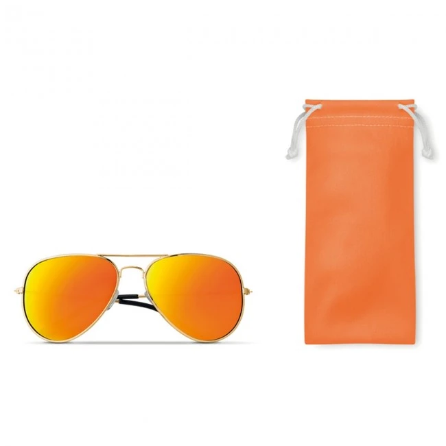 Sunglasses in microfiber pouc